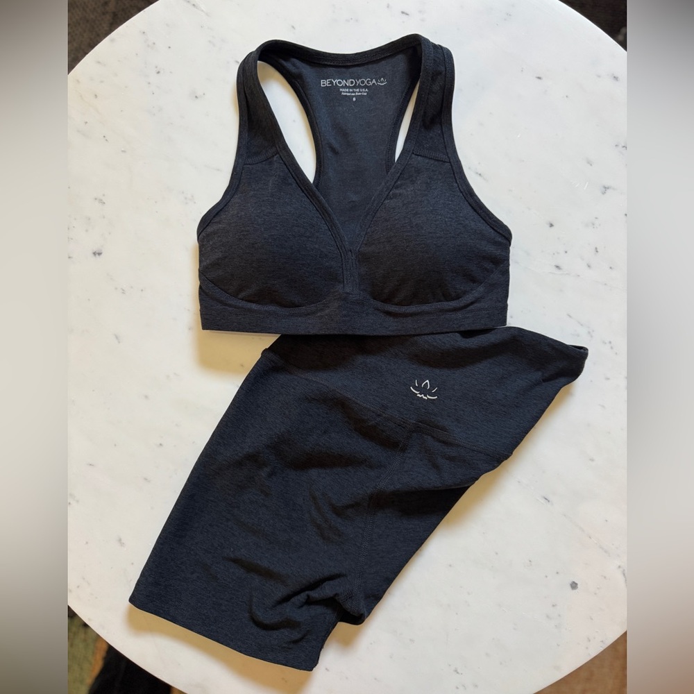 Beyond Yoga Set in Darkest Night - Lift Your Spirits Bra / Keep Pace 3” Shorts